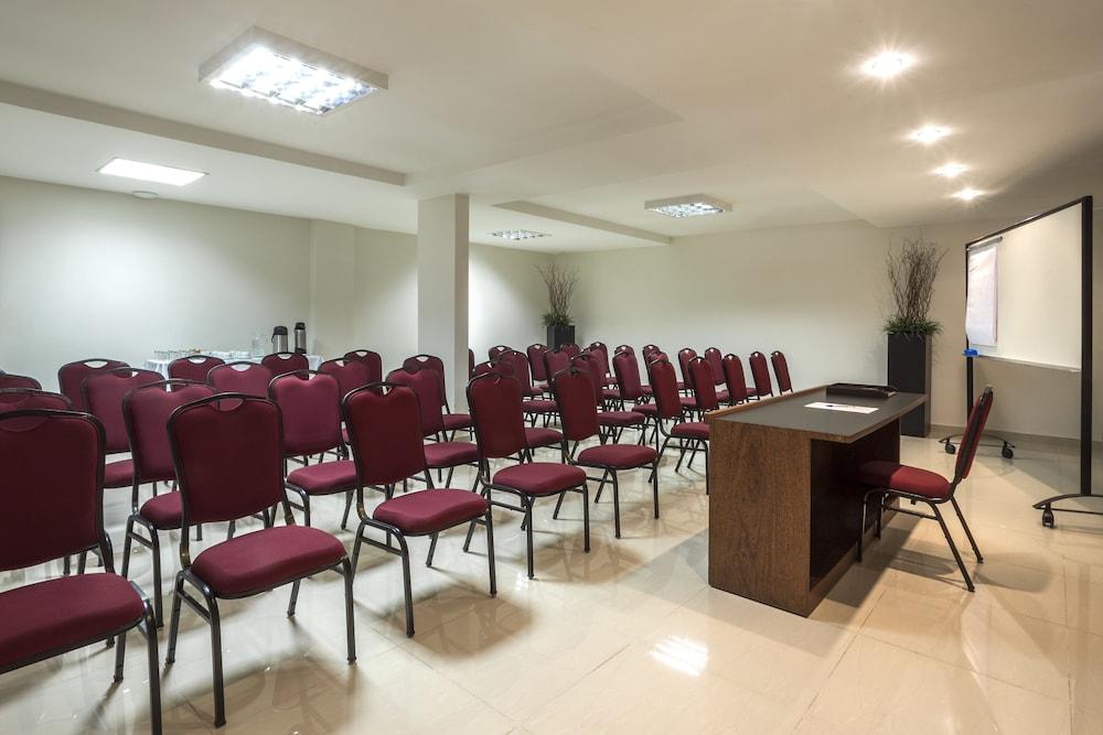 Sia Park Executive Hotel Candangolandia Экстерьер фото