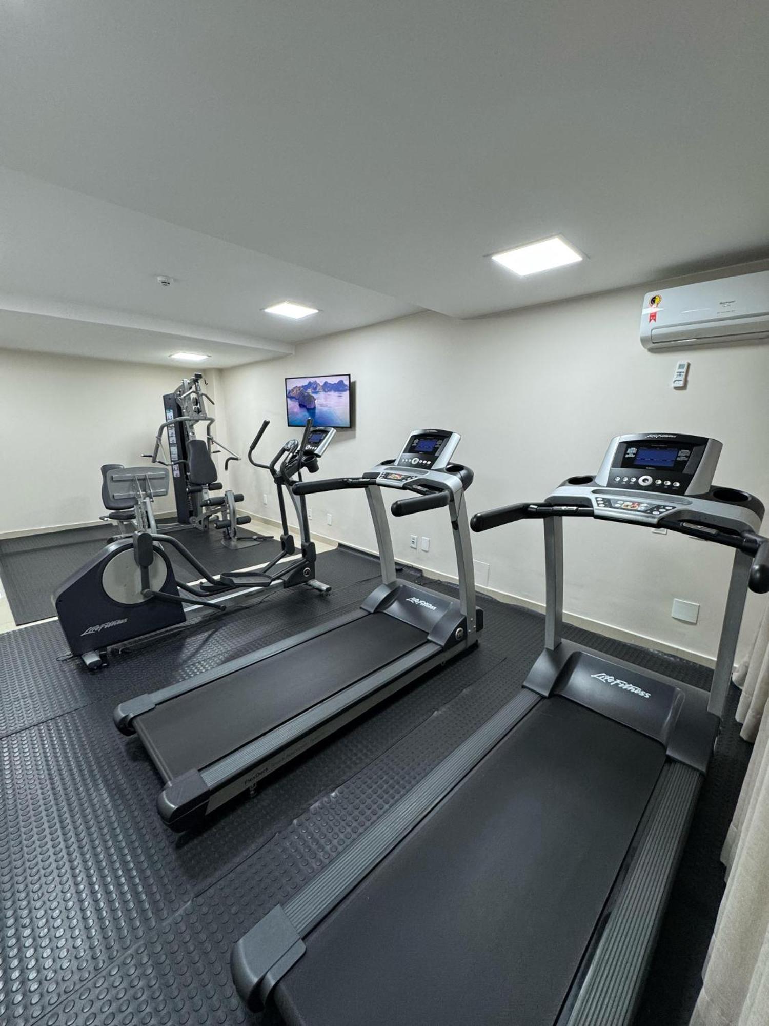 Sia Park Executive Hotel Candangolandia Экстерьер фото