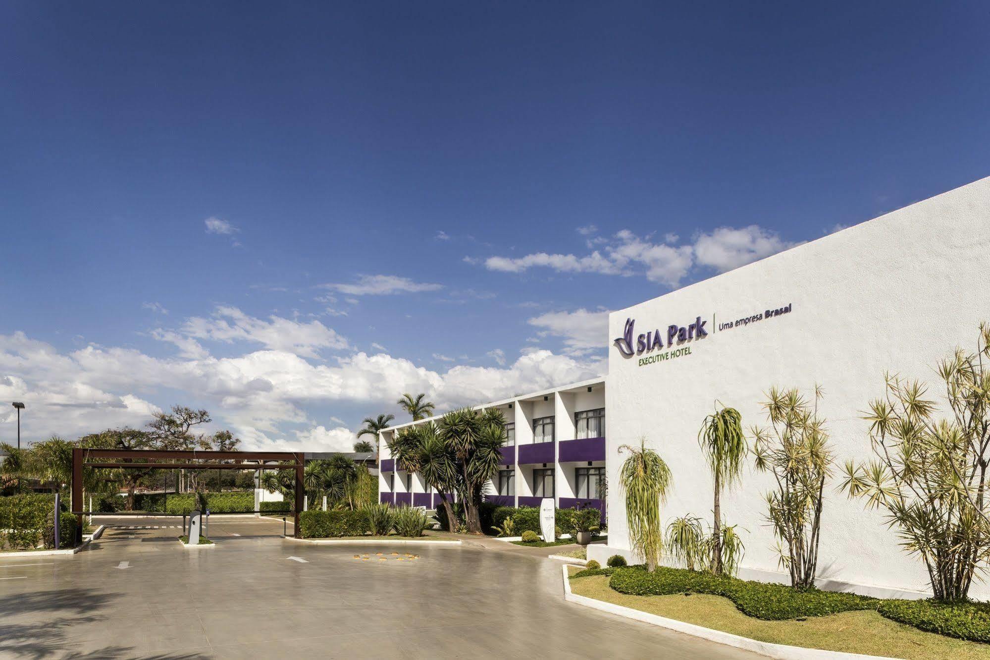 Sia Park Executive Hotel Candangolandia Экстерьер фото